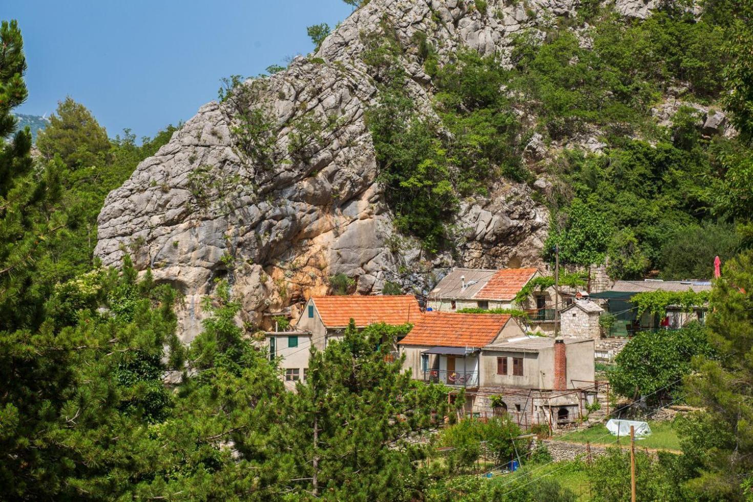 Mini Stone House Villa โอมิช ภายนอก รูปภาพ